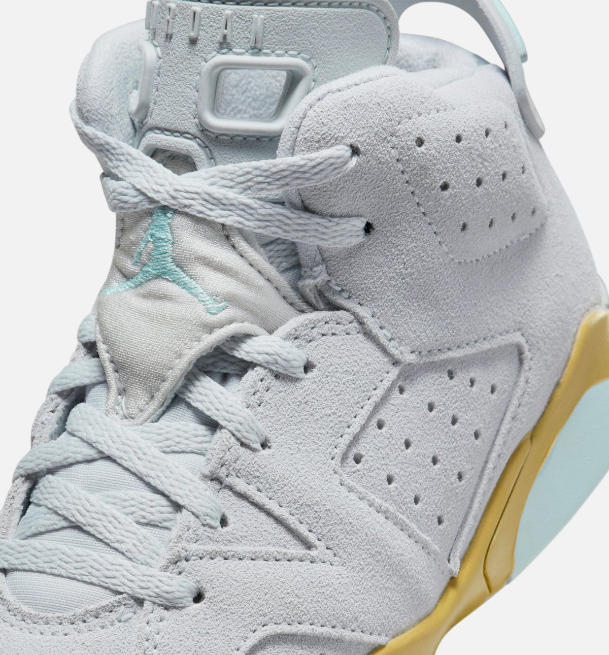 Air Jordan 6 Retro Pearl Preschool Lifestyle Shoes – Pure Platinum/Glacier Blue/Metallic Gold