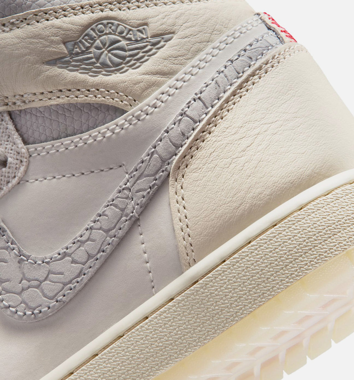 Air Jordan 1 Retro High OG "Sail" Grade School Lifestyle Shoes – Sail/University Red/Pale Ivory/Coconut Milk/Phantom