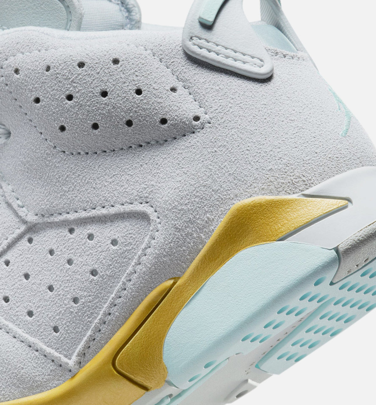 Air Jordan 6 Retro Pearl Preschool Lifestyle Shoes – Pure Platinum/Glacier Blue/Metallic Gold