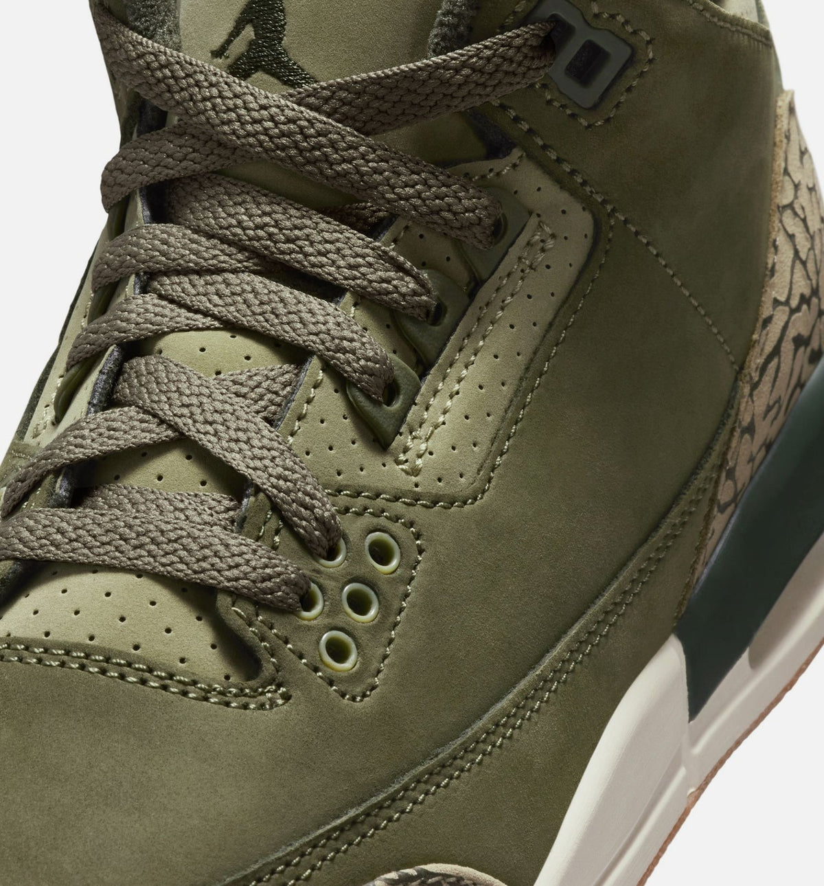 Air Jordan 3 Retro "Medium Olive" Grade School Lifestyle Shoes – Medium Olive/Sequoia/Neutral Olive/Sail
