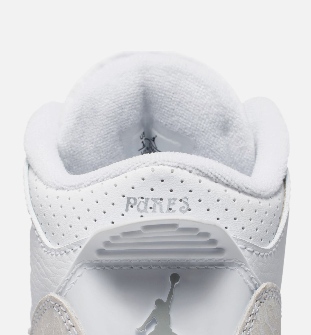 Air Jordan 3 Retro "White and Silver" Preschool Lifestyle Shoes – White/Metallic Silver
