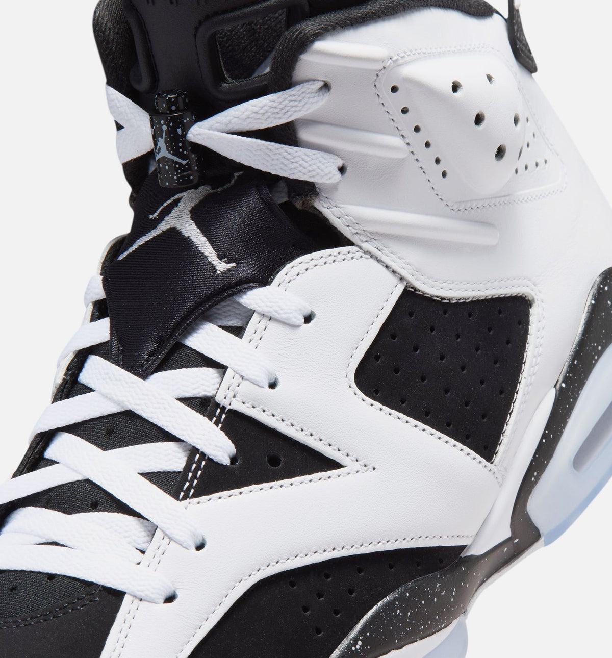 Air Jordan 6 Retro Men's Lifestyle Shoes / Black / White