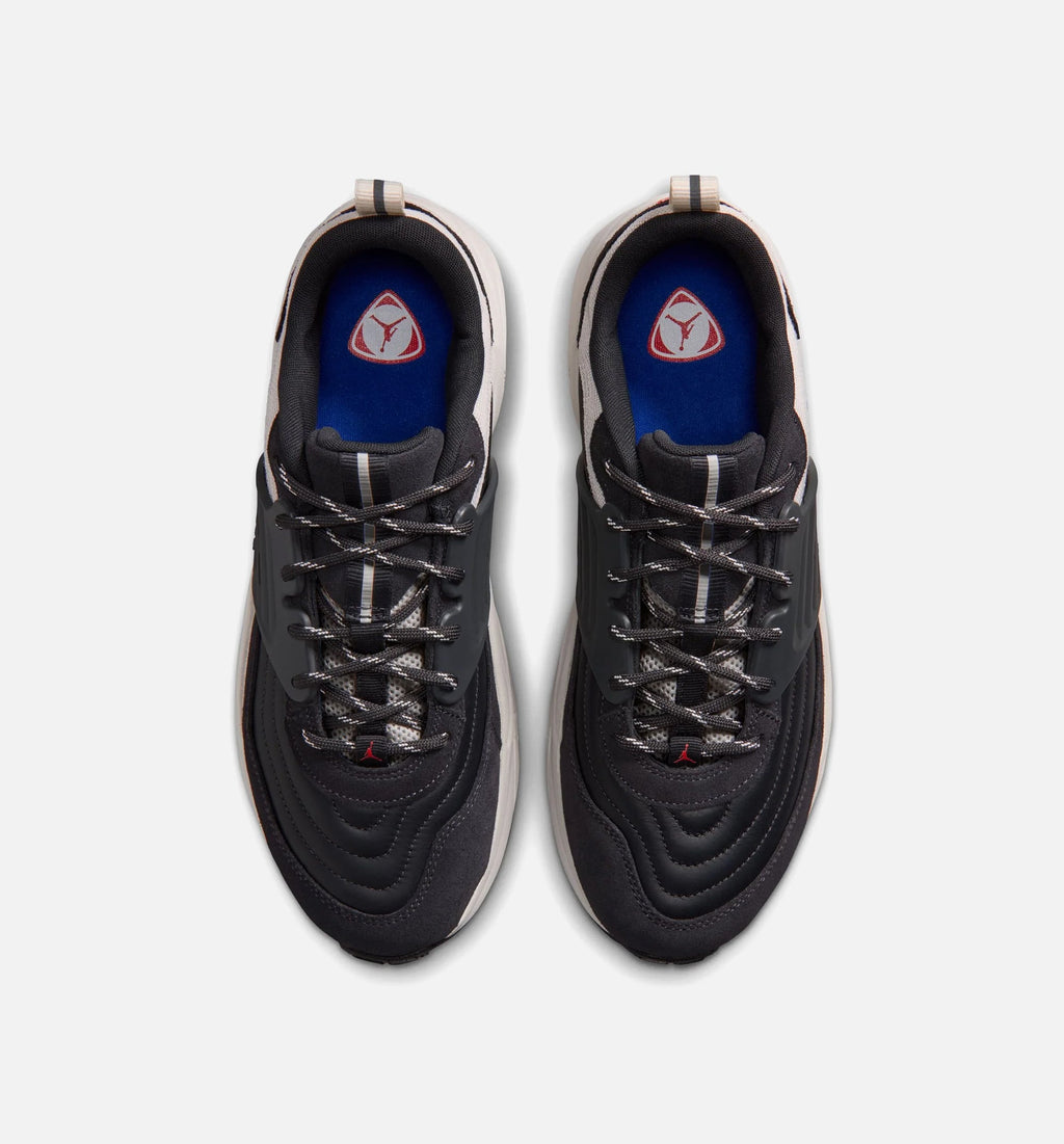 Nike Trunner OS SE Men's Lifestyle Shoes – Off Noir/University Red/Phantom